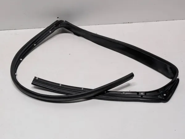 Junta puerta trasera derecha OEM 8491360 BMW iX I20 image 4