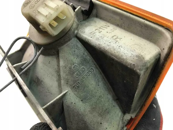 Indicador Esquerdo VW Transporter IV 701953050 image 4