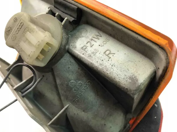 Indicador Esquerdo VW Transporter IV 701953050 image 5