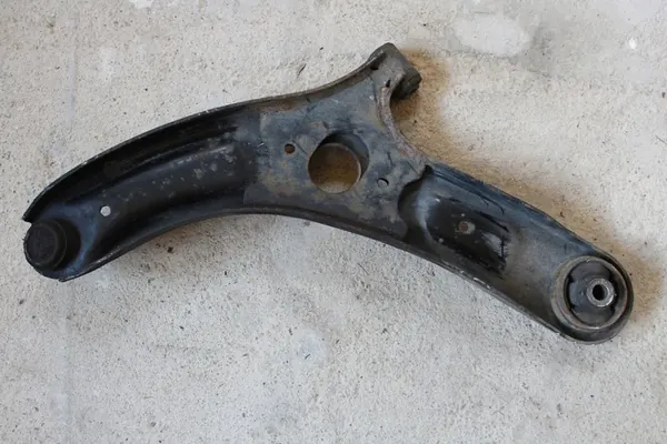 Braccio di controllo Hyundai OE 54501 1J700, sospensione ruota image 2