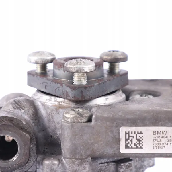 Bomba direção assistida BMW OEM 6794921 E90/E91/E92 image 8