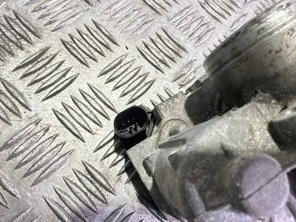 Vergaser FORD KA 1.2L Benzin 2010 5519278 image 4