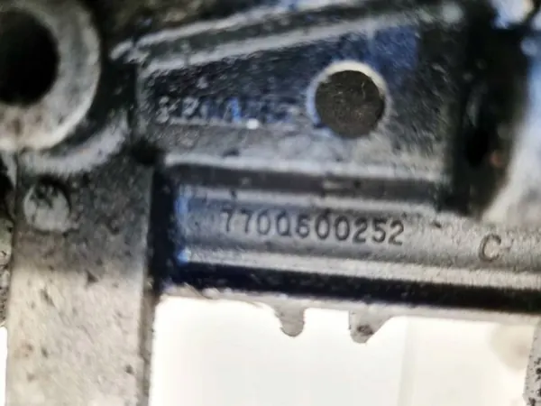 Öljypumppu Renault Scenic OEM 7700600252 1999 1.9L image 4