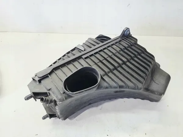 Luchtfilterhuis OEM 7L8128601C voor Audi Q7 4.2 TDI image 8