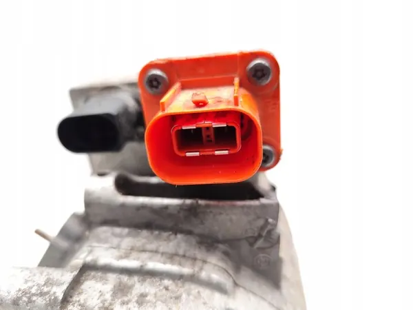 Compressore A/C Audi A3 40 TFSIe Ibrido 2023 5QE816803M image 6