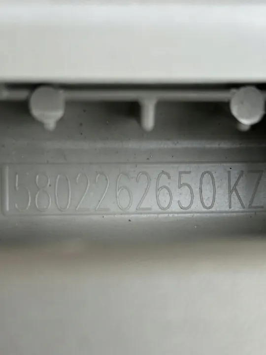 Couvercle console supérieure OEM 5802262650 Iveco S-Way image 3