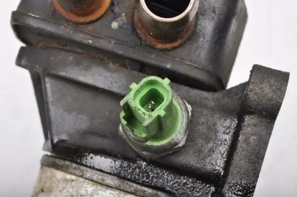 Ford OE 333522 Oliefilterbasis voor Fiesta MK6 image 4