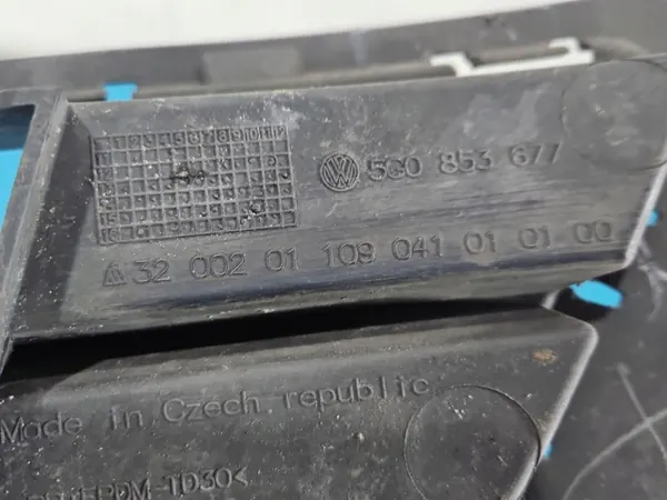 Tampa Grade Central VW Golf VII OEM 5G0853677 image 7
