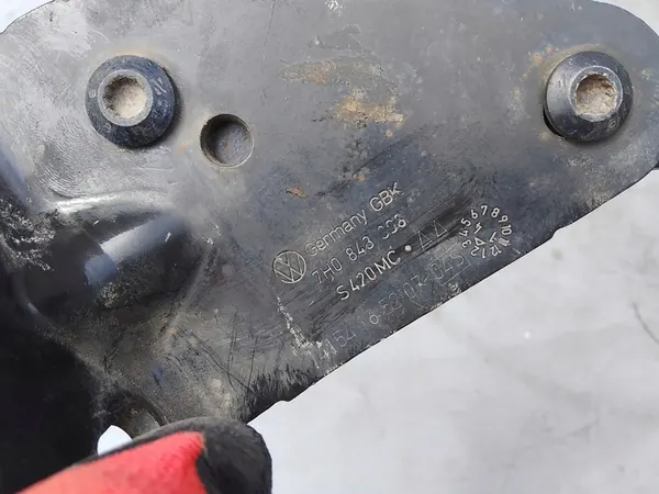 VW T5 Rolamento Guia Porta Deslizante Direito 7H0843398 image 2