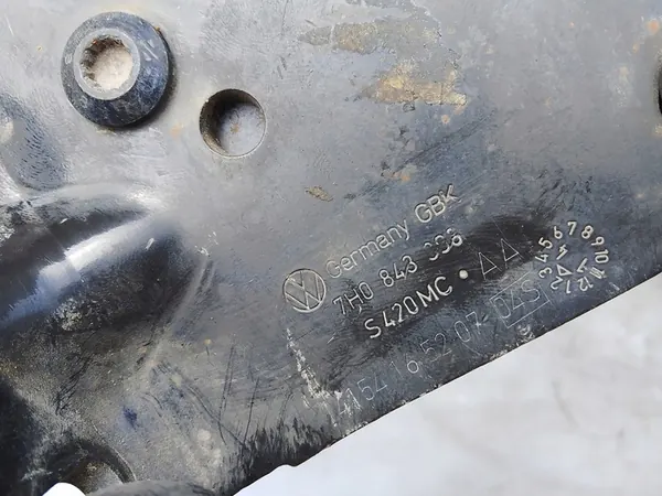 VW T5 Rolamento Guia Porta Deslizante Direito 7H0843398 image 3