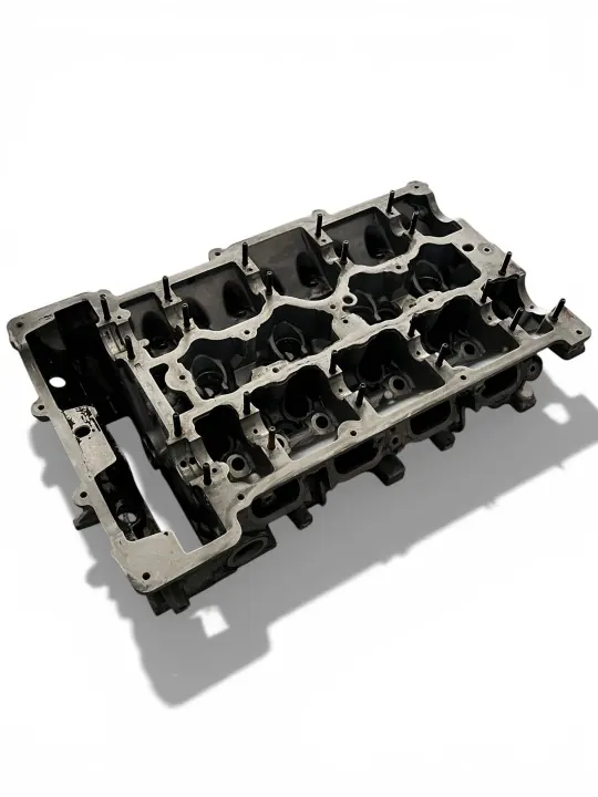 BMW Zylinderkopf OEM 7559172XX - Gebrauchter Zustand image 2