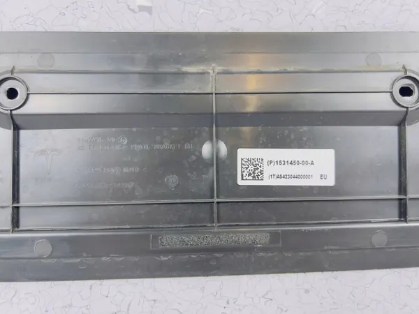 Tesla Model 3 Highland registreringsskyltram OEM 114741600C image 5