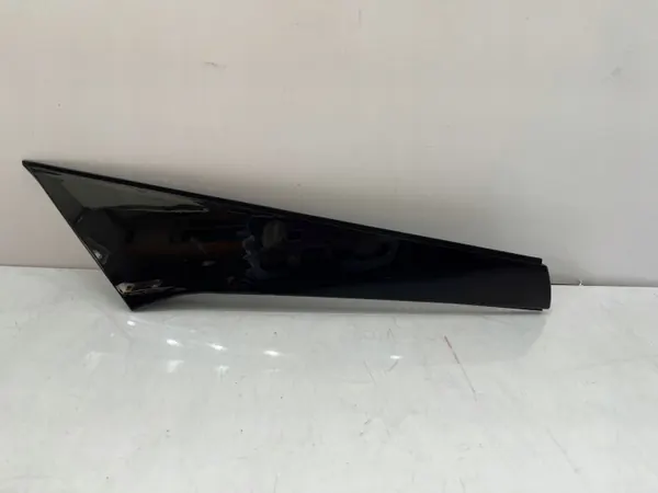 Spoiler de portón derecho Mercedes GLE W167 OEM A1677900200 image 2