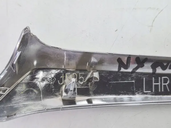 Lexus NX Right Mirror Chrome Trim OEM G535 image 3