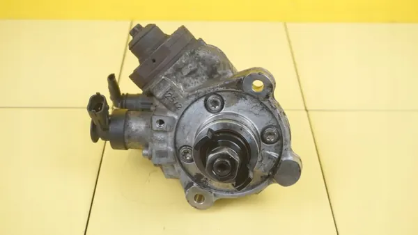 Mitsubishi OE 4P10 insprutningspump OEM 0445010586 image 4