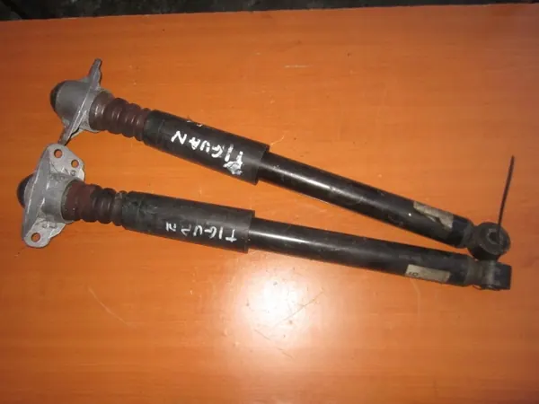 Ammortizzatori KYB VW Tiguan Audi Seat Skoda image 2