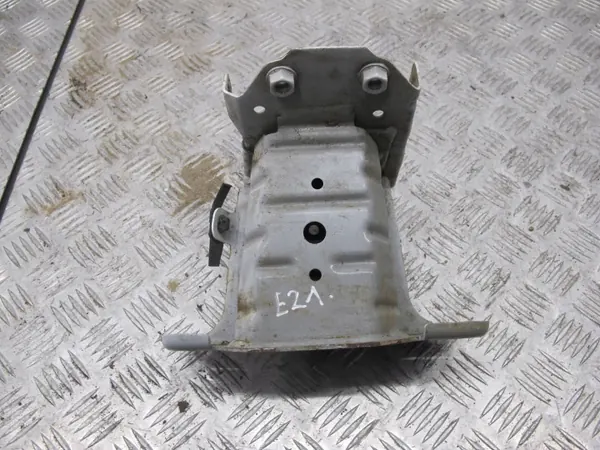 Toyota OE E21STREFAZGNIOTULP Fram vänster deformationszon image 3