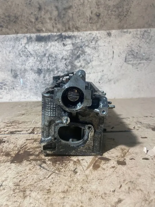 Fiat Punto Engine Head 2004 image 4