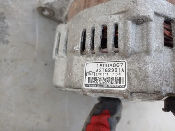 Alternaattori Mitsubishi Lancer VII Outlander OE image 3