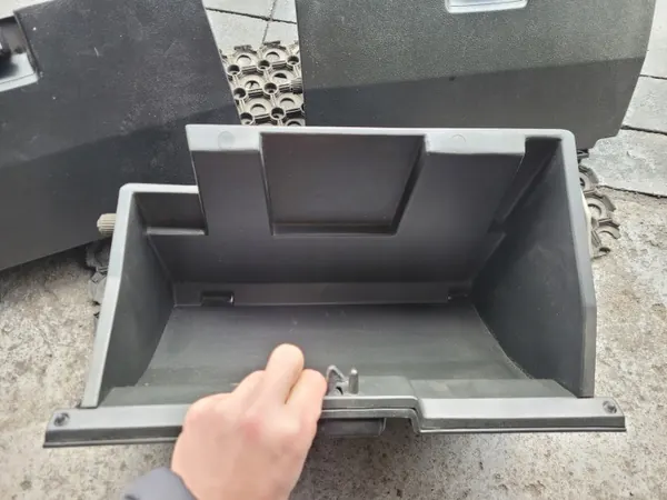 Guardaobjetos Honda CRX I Ballade OEM - Usado image 3