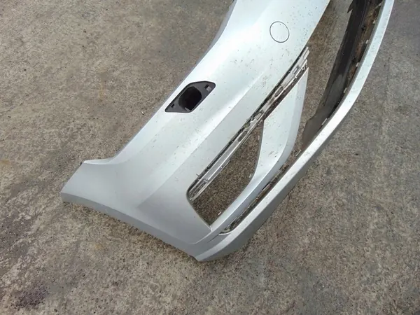 Paraurti anteriore VW Golf VII Lift con copertura Xenon OEM image 4