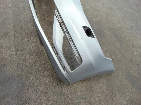 Paraurti anteriore VW Golf VII Lift con copertura Xenon OEM image 6