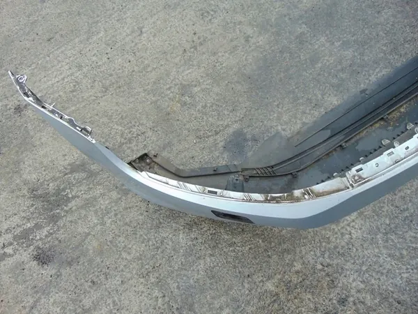 Paraurti anteriore VW Golf VII Lift con copertura Xenon OEM image 9