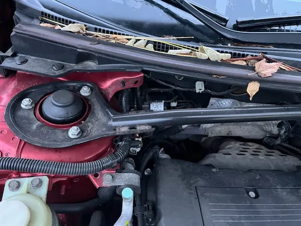 MITSUBISHI LANCER VIII CY0 Amortecedor image 2