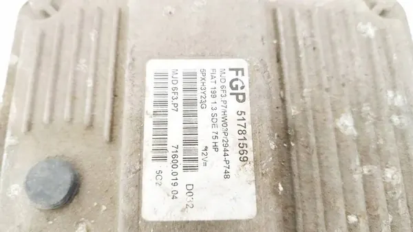 Ordinateur de moteur FIAT GRANDE PUNTO 1.3 D 51781569 image 2