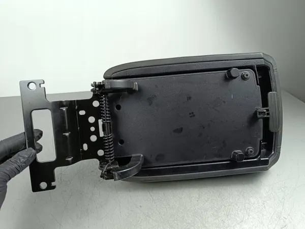 Reposabrazos consola SsangYong Korando OEM FOB49651 image 5