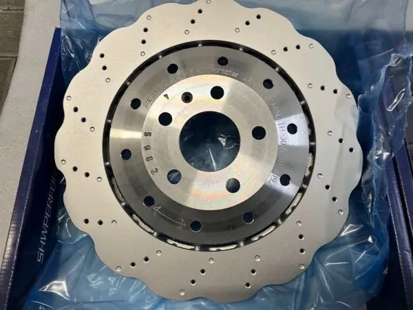 Disco de Freio Audi R8 RS4 RS5 4S0615601B image 2