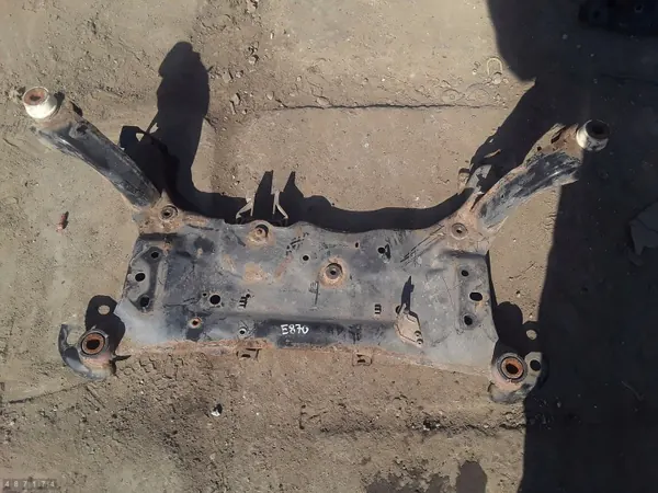 Ford Kuga Hilfsrahmen OEM AM-487174 Gebraucht image 2