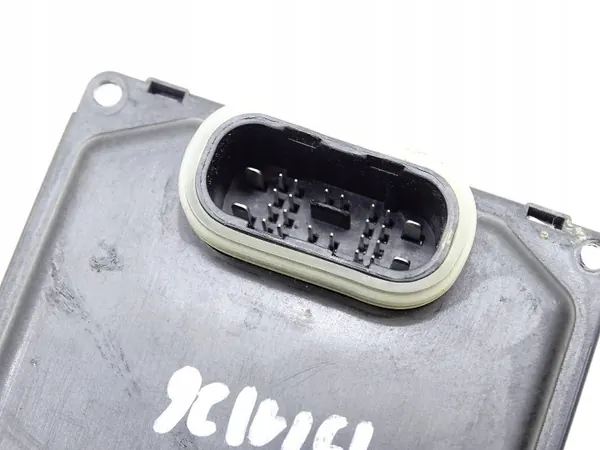 Module Ballast Xenon OEM 8S0907397D pour Audi A3 8V image 4