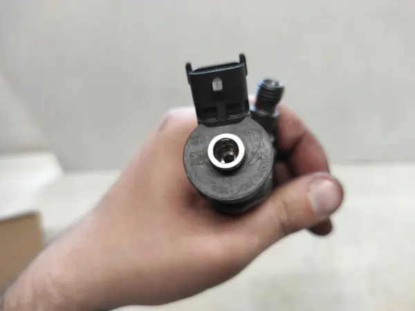 Iniettore CITROEN BERLINGO 1 I LIFT 1.6HDI 0445110277 image 5