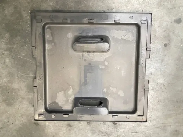 Mercedes Actros Dachluke Abdeckung OEM 42609930 image 4
