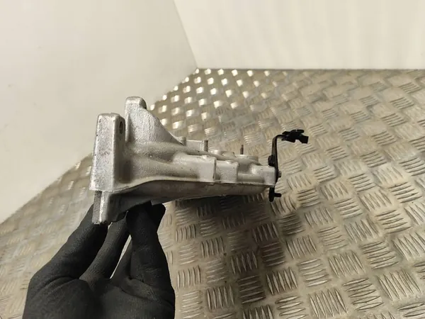 Renault Espace V 2016 Coletor de admissão OEM 140032531R image 6