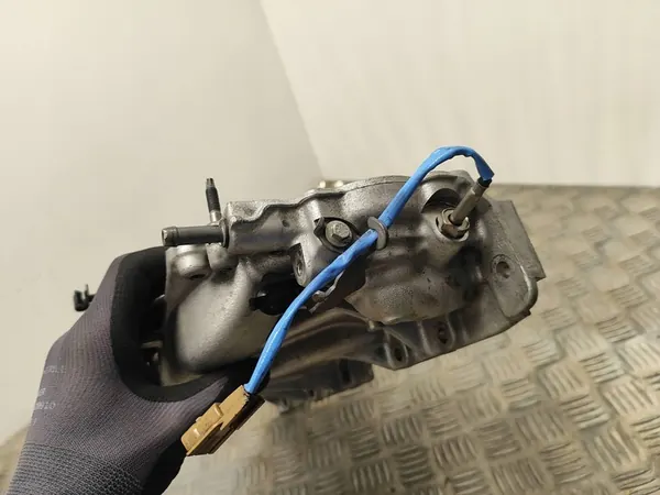 Renault Espace V 2016 Coletor de admissão OEM 140032531R image 7