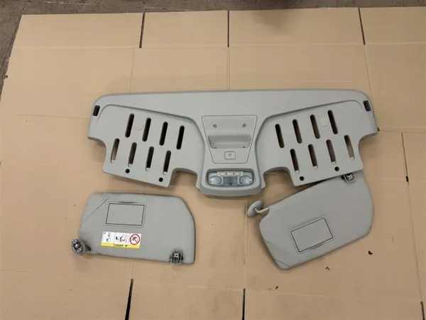 Pare-soleil OEM & Lampe pour Ford Courier MK3 image 3