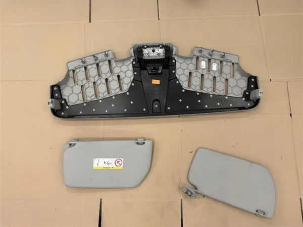 Pare-soleil OEM & Lampe pour Ford Courier MK3 image 5