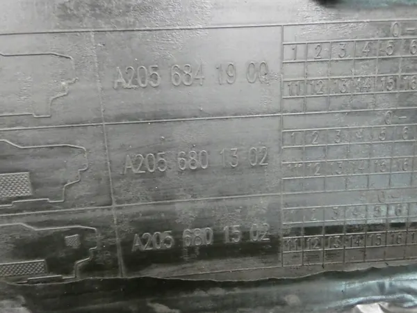 OEM A2056841900 Bouclier Sous-Caisse Gauche Mercedes Classe C image 5