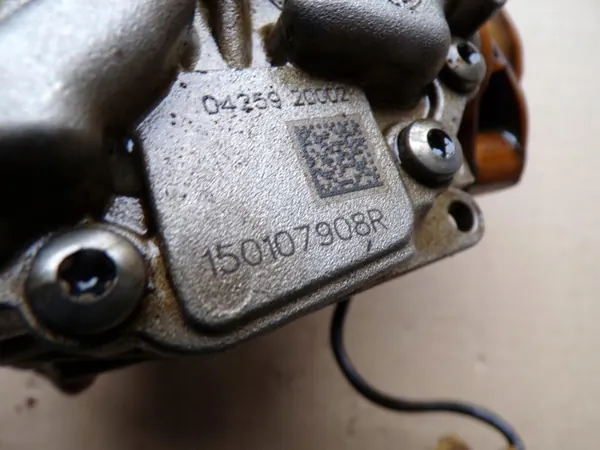 Oliepomp OEM 150107908R voor Renault Captur image 3