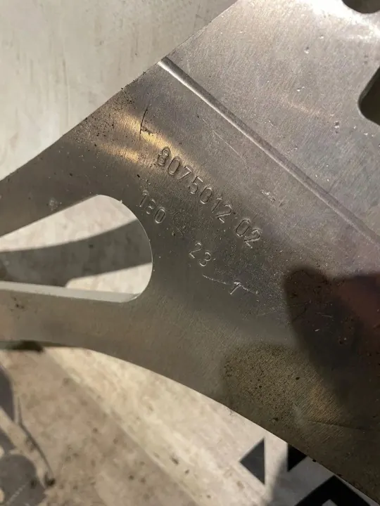 BMW OE etu-yläjousitus OEM 8075012 image 6