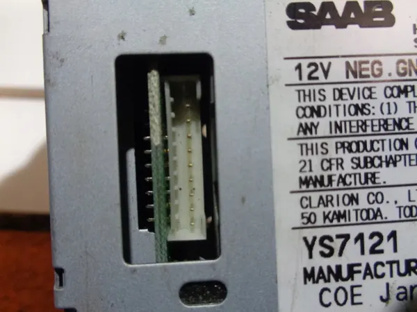 Saab CD-vaihtaja OEM 12757121 9-3 II:lle 2002-2007 image 4