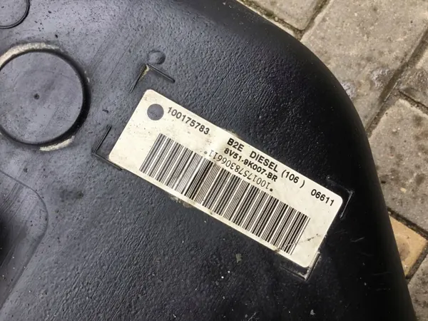 Polttoainesäiliö Ford Fiesta 2012 OEM 100175783 image 4