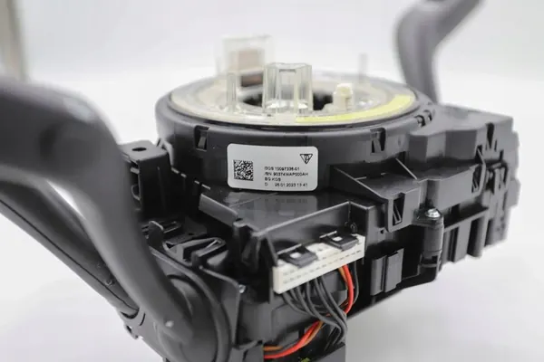 Porsche Macan (95B) 2014 Knipperlichtschakelaar image 3