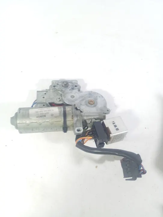 Audi schuifdakmotor OEM M1S163 MAR 00014680 image 4