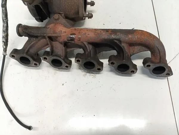 Coletor de escape OEM 8642826 Volvo S60 2.4L image 3