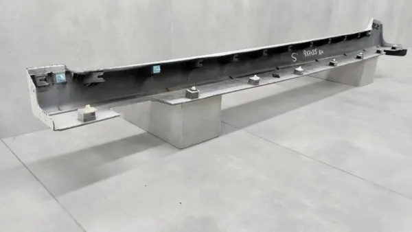 Oikea kynnyslistaus OEM 87752-G2000 Hyundai Ioniq image 6