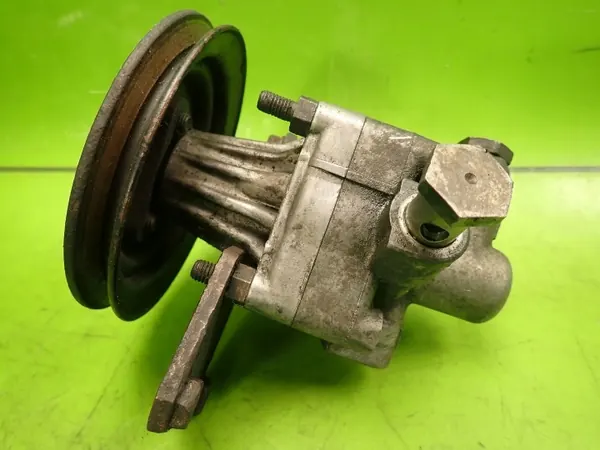 Audi servopump OEM 7681955264 050145155A image 2