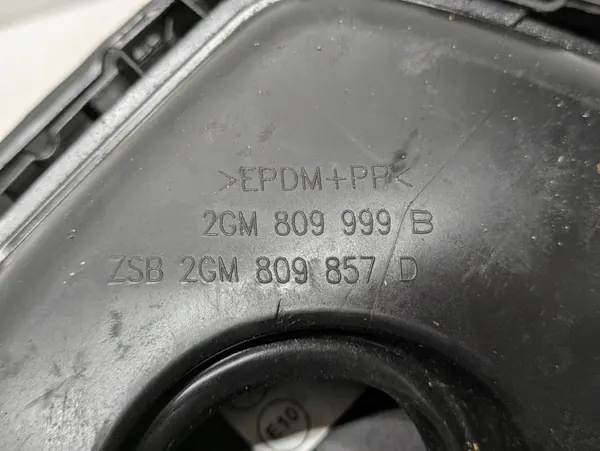 Mécanisme de trappe à carburant VW T-Cross OEM 2GM809999B image 10